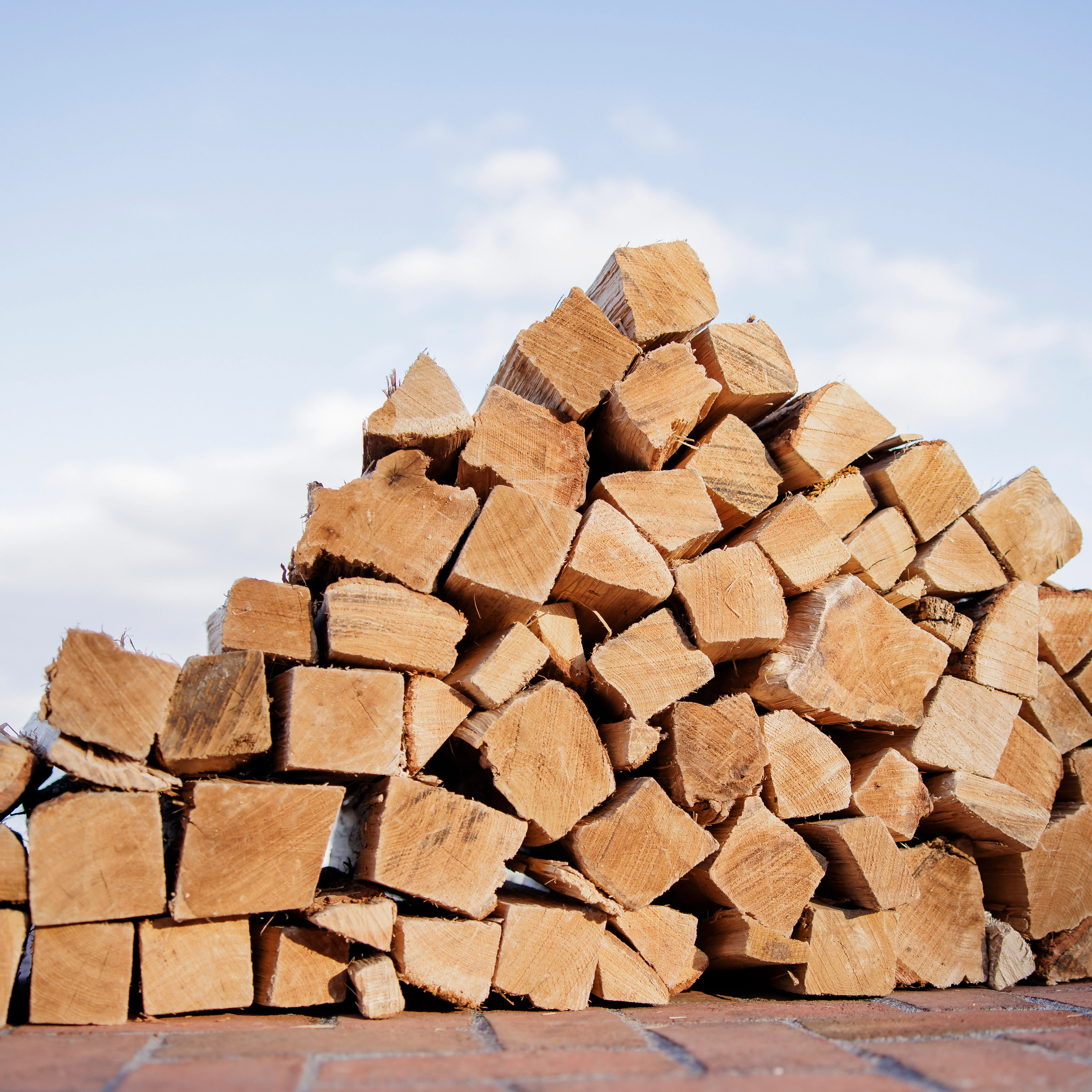 Bonfire Bundle - Oak Firewood - Image 4